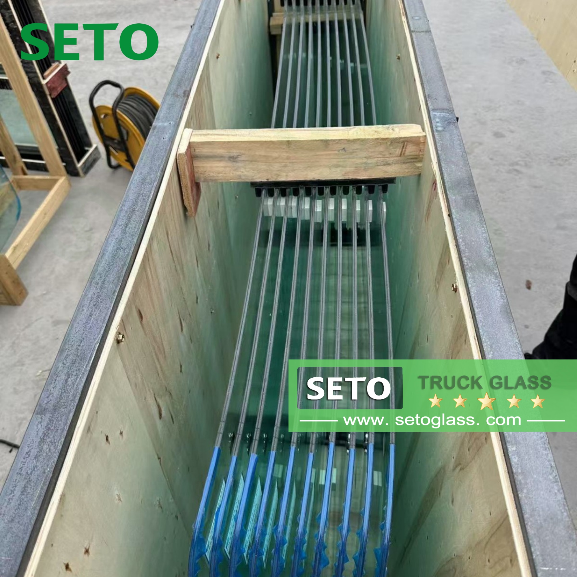 Tempered Truck Windscreen Glass Sliding Window Truck Windshield for Iveco